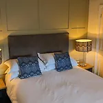酒店 The White Hart Inn, *