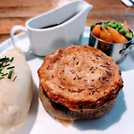 酒店 The White Hart Inn, 霍伊斯