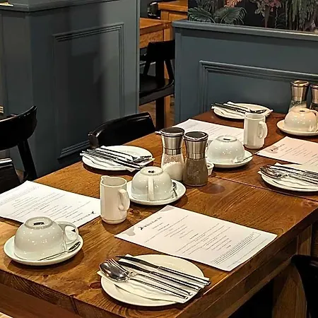 The White Hart Inn, 酒店 霍伊斯