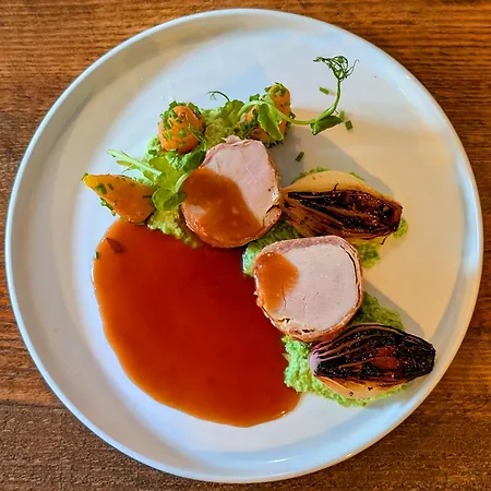 מלון The White Hart Inn,