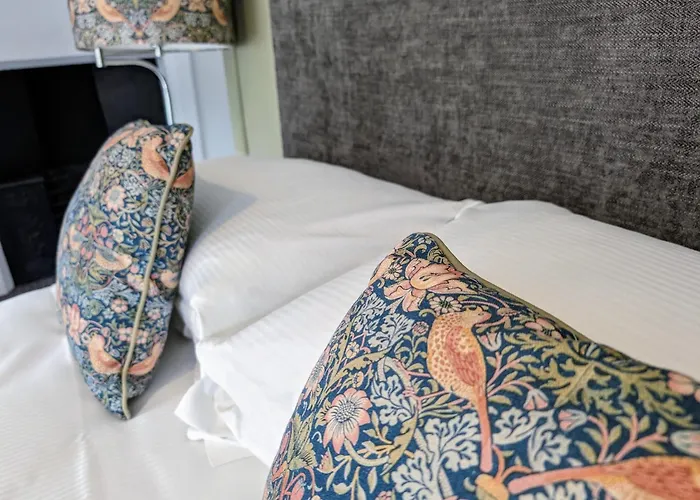 فندق The White Hart Inn, هاويس