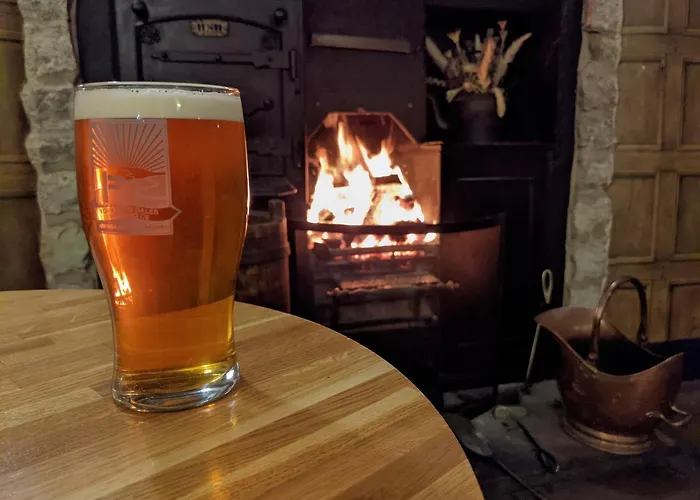 The White Hart Inn, * هاويس