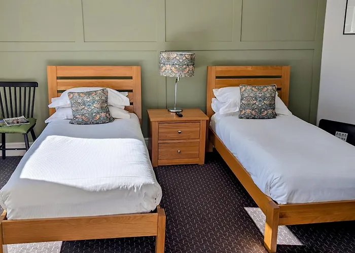 The White Hart Inn, * هاويس